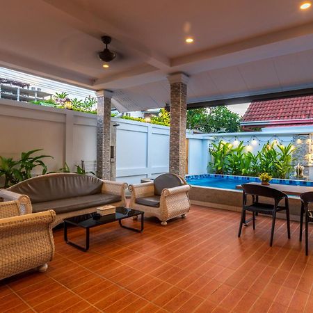 Pattaya Private Villa - Pool,Sauna,Snooker,Bbq Экстерьер фото