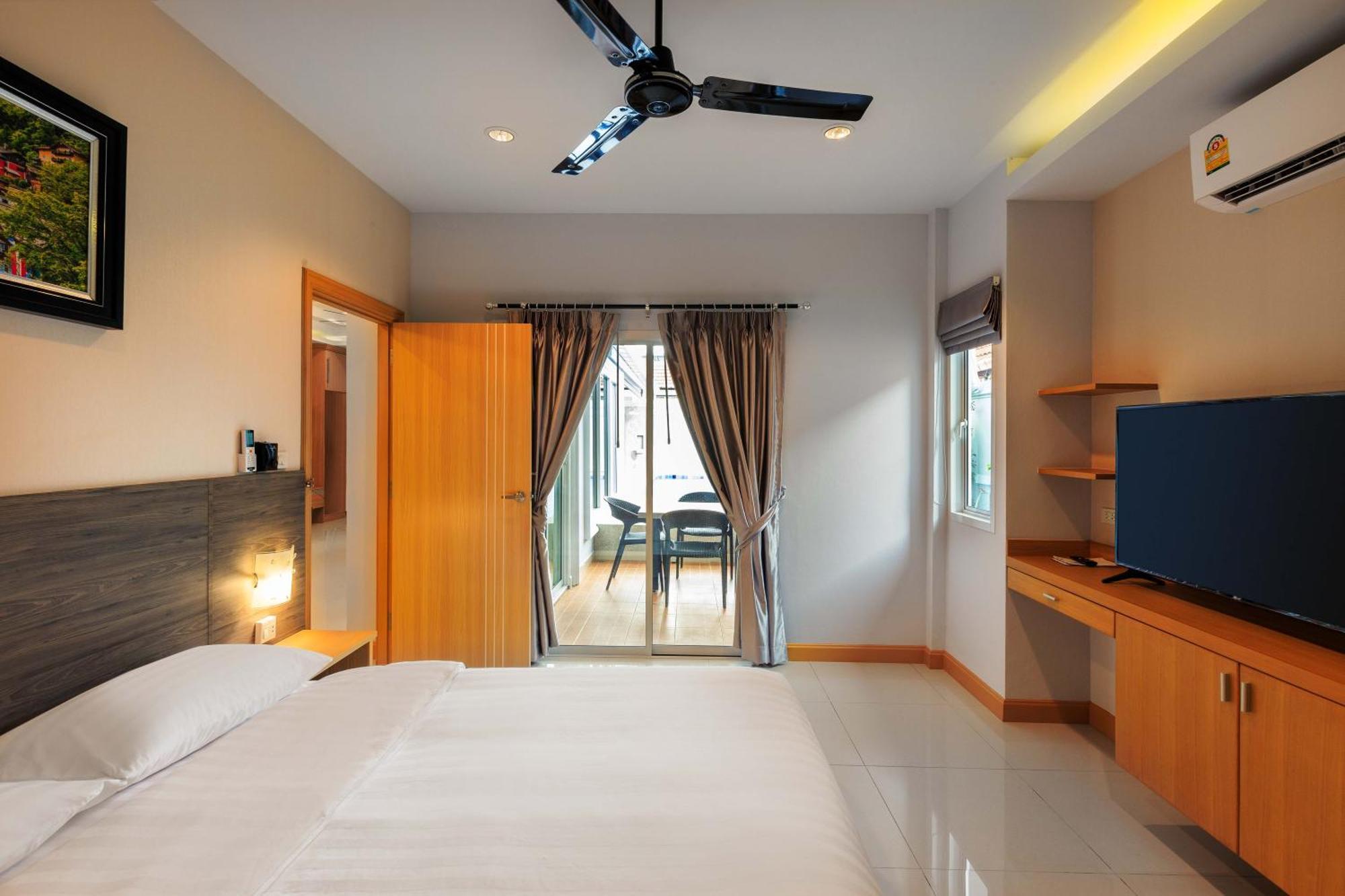 Pattaya Private Villa - Pool,Sauna,Snooker,Bbq Экстерьер фото