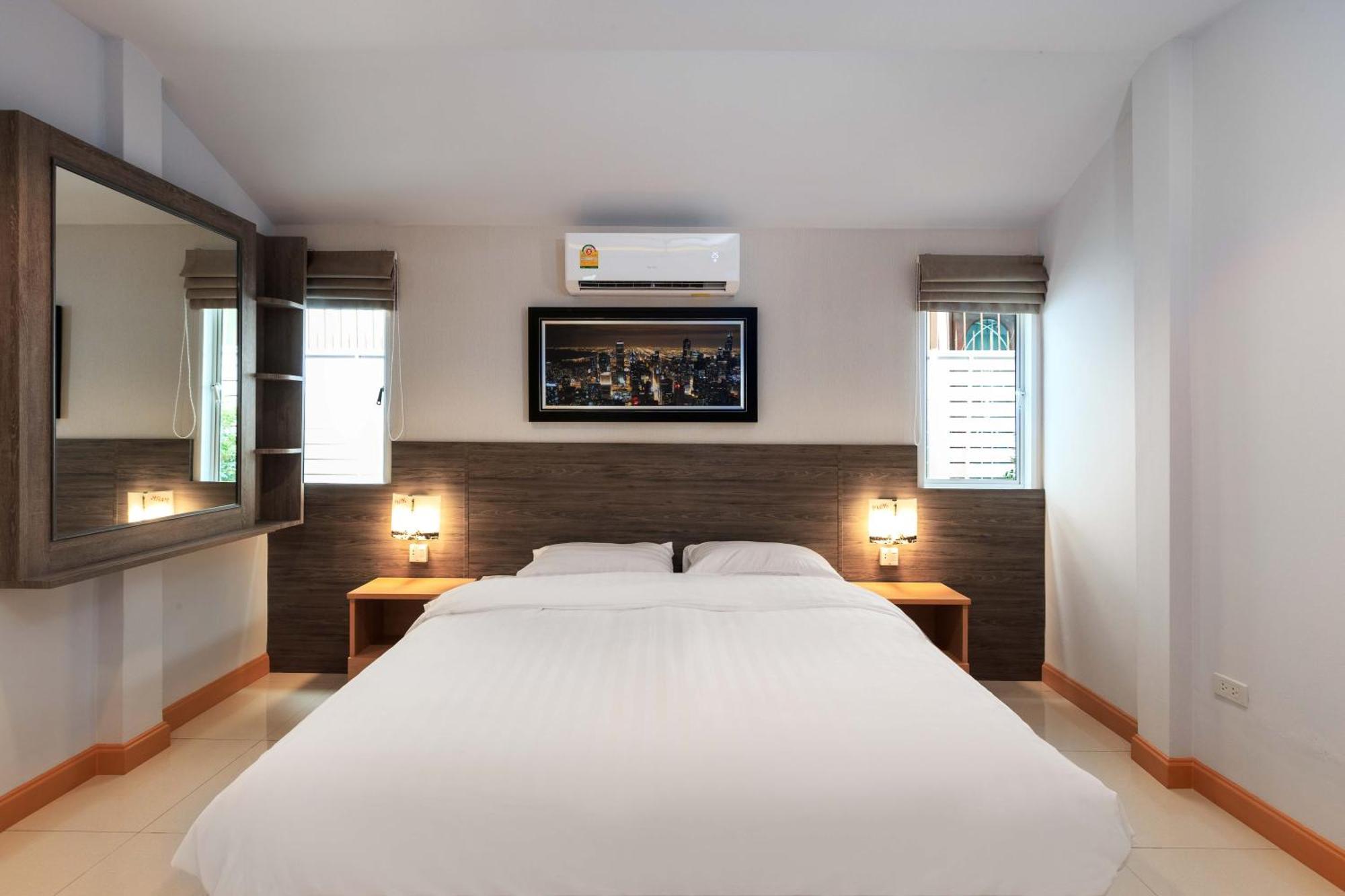 Pattaya Private Villa - Pool,Sauna,Snooker,Bbq Экстерьер фото