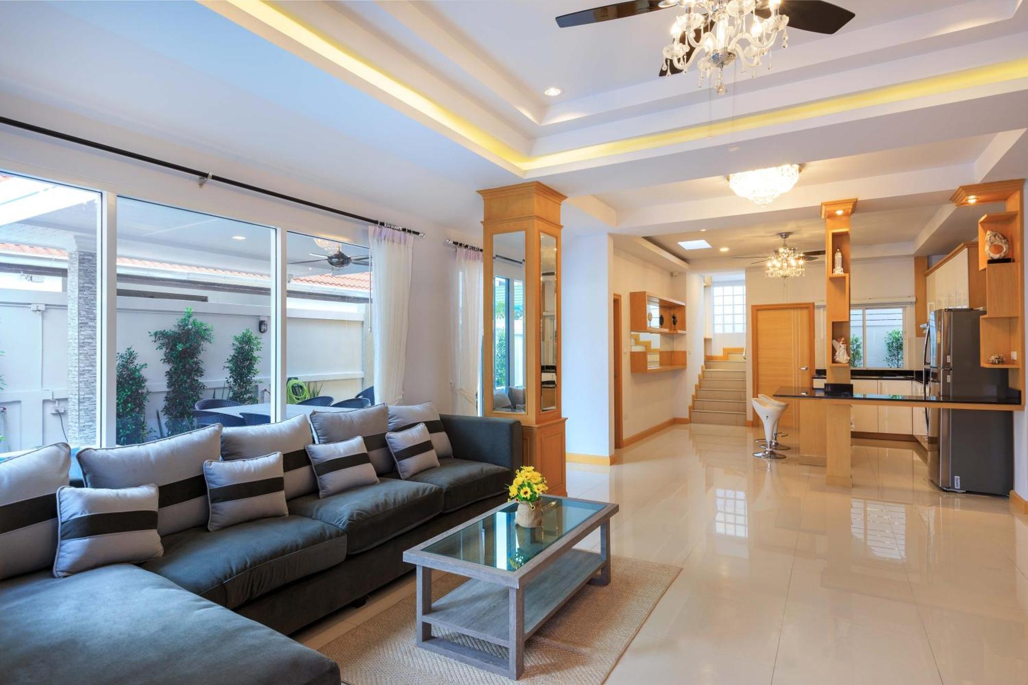 Pattaya Private Villa - Pool,Sauna,Snooker,Bbq Экстерьер фото