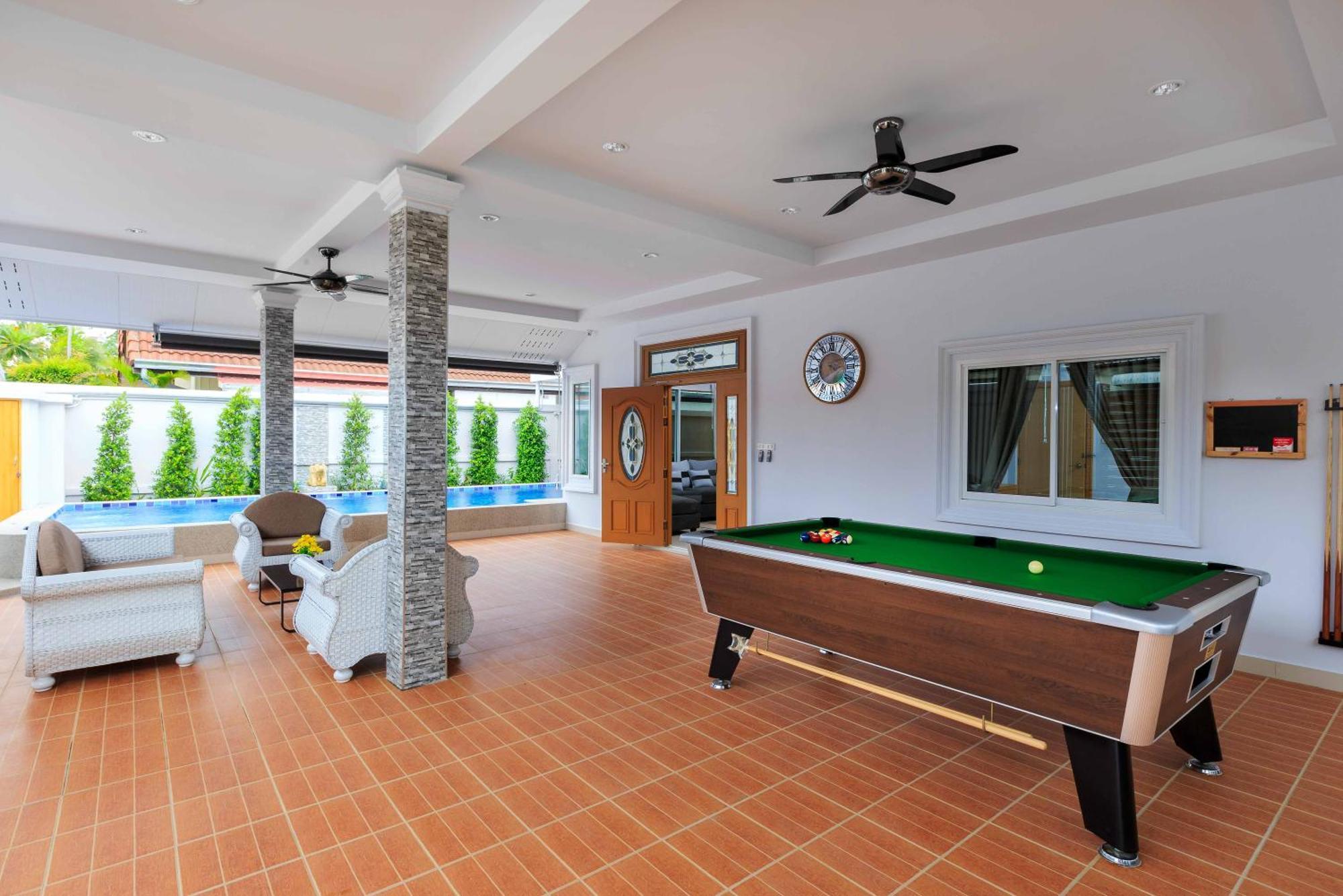 Pattaya Private Villa - Pool,Sauna,Snooker,Bbq Экстерьер фото
