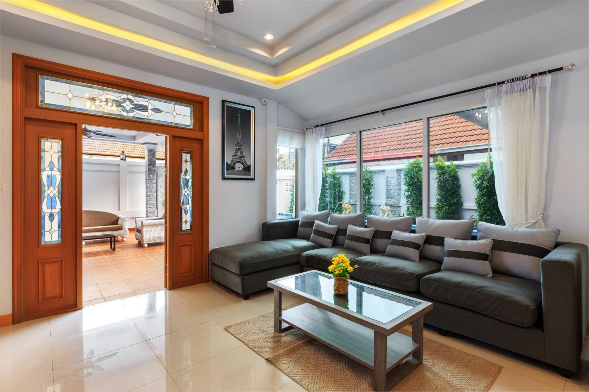 Pattaya Private Villa - Pool,Sauna,Snooker,Bbq Экстерьер фото