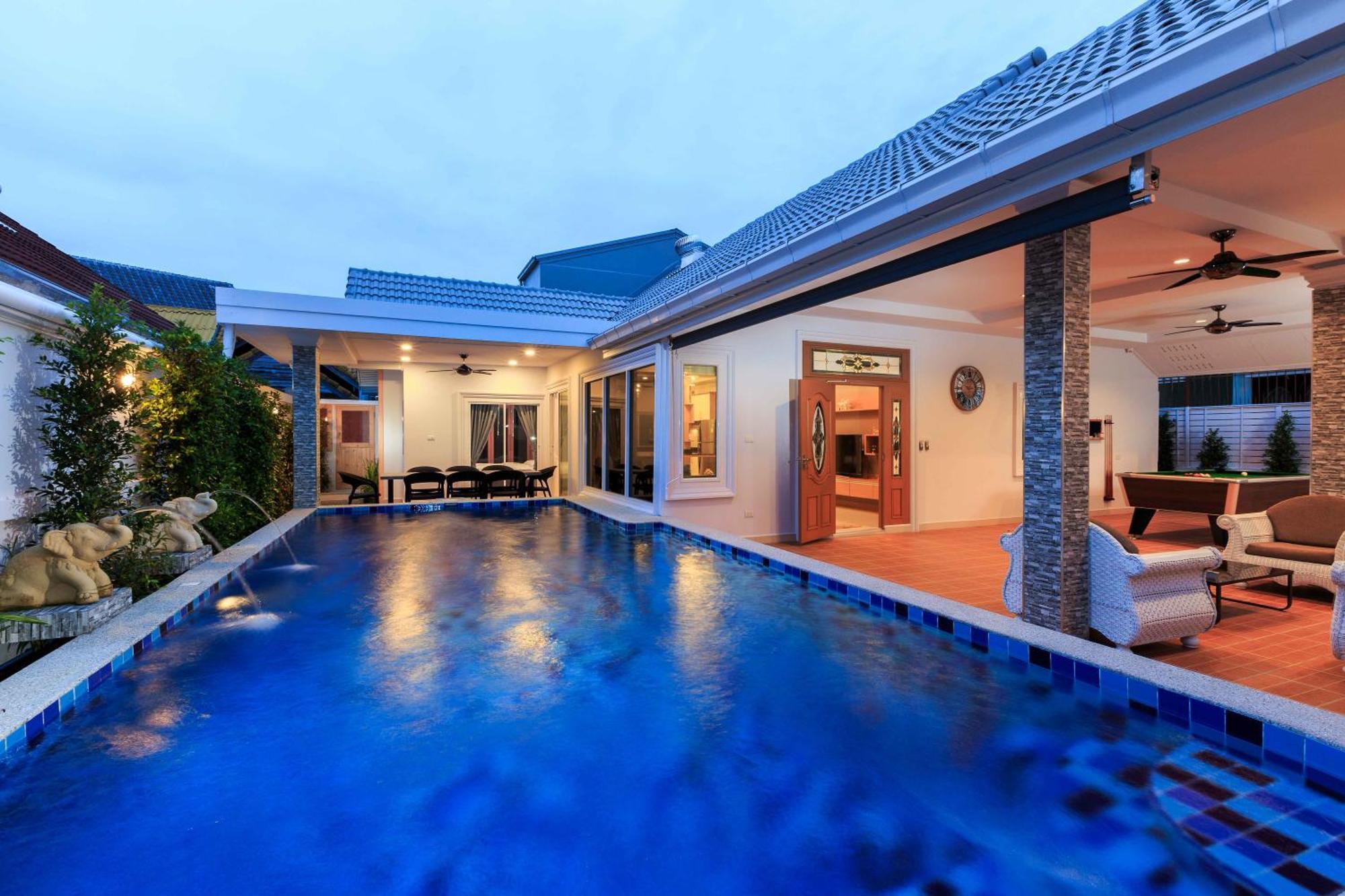Pattaya Private Villa - Pool,Sauna,Snooker,Bbq Экстерьер фото