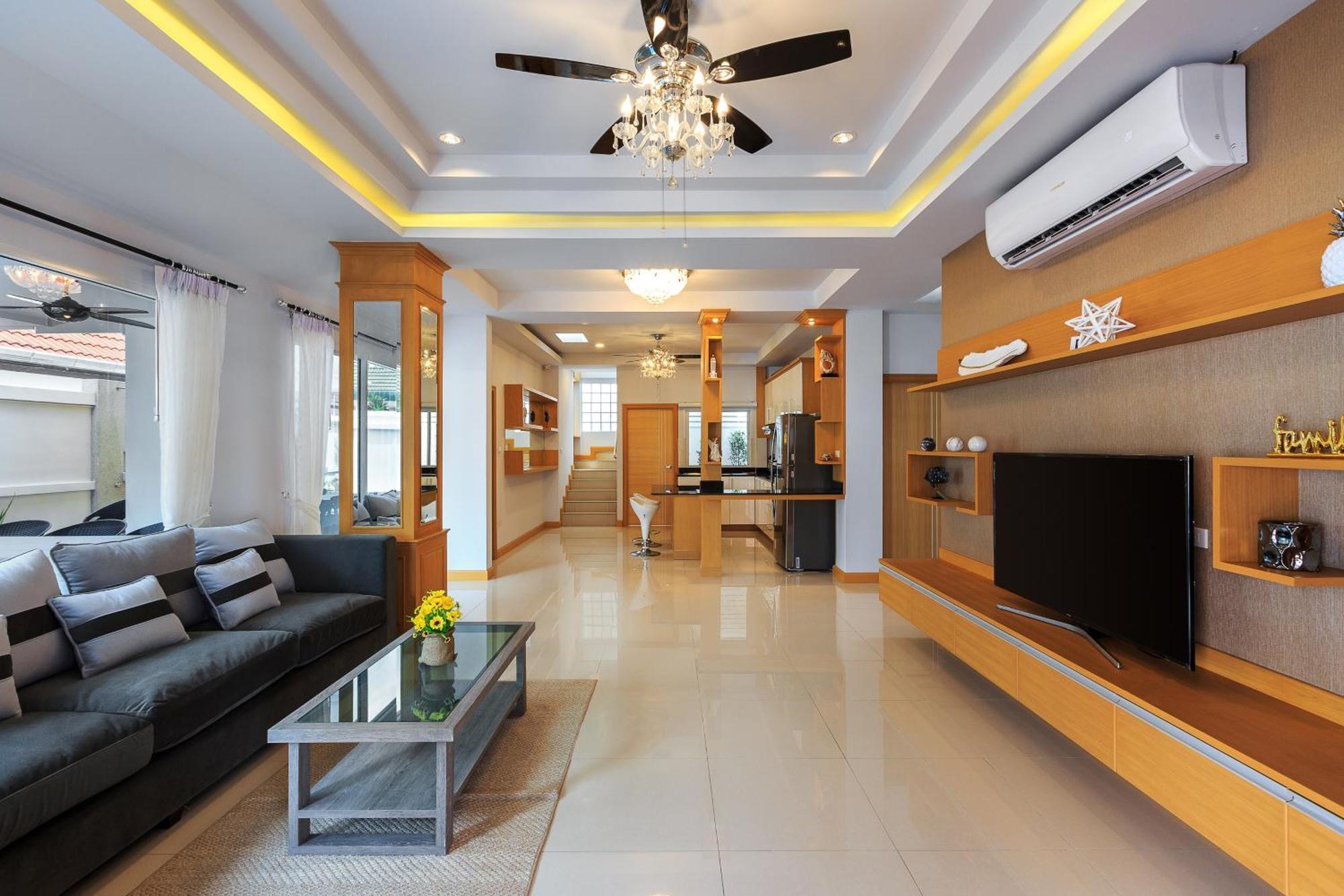 Pattaya Private Villa - Pool,Sauna,Snooker,Bbq Экстерьер фото