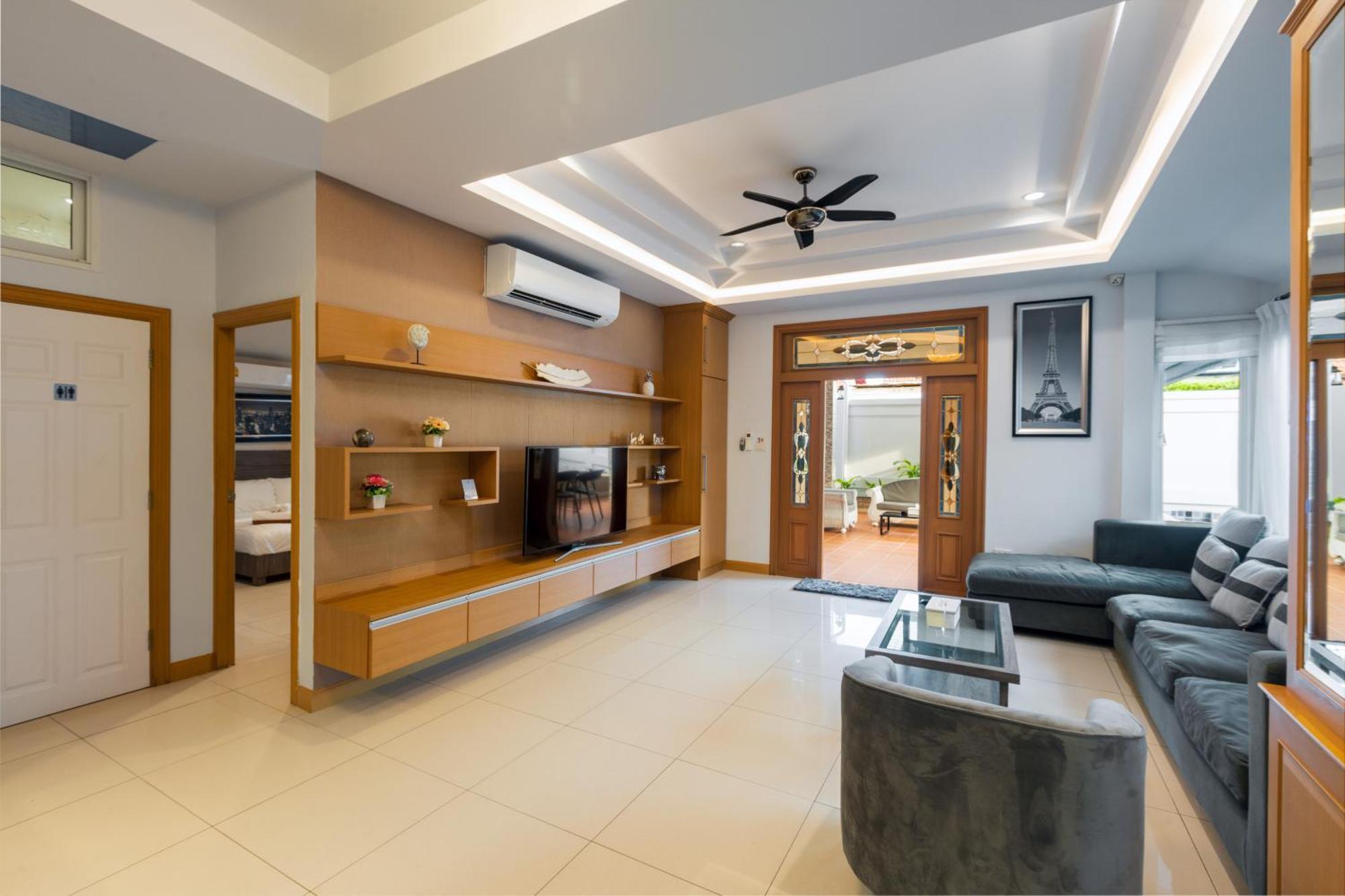 Pattaya Private Villa - Pool,Sauna,Snooker,Bbq Экстерьер фото