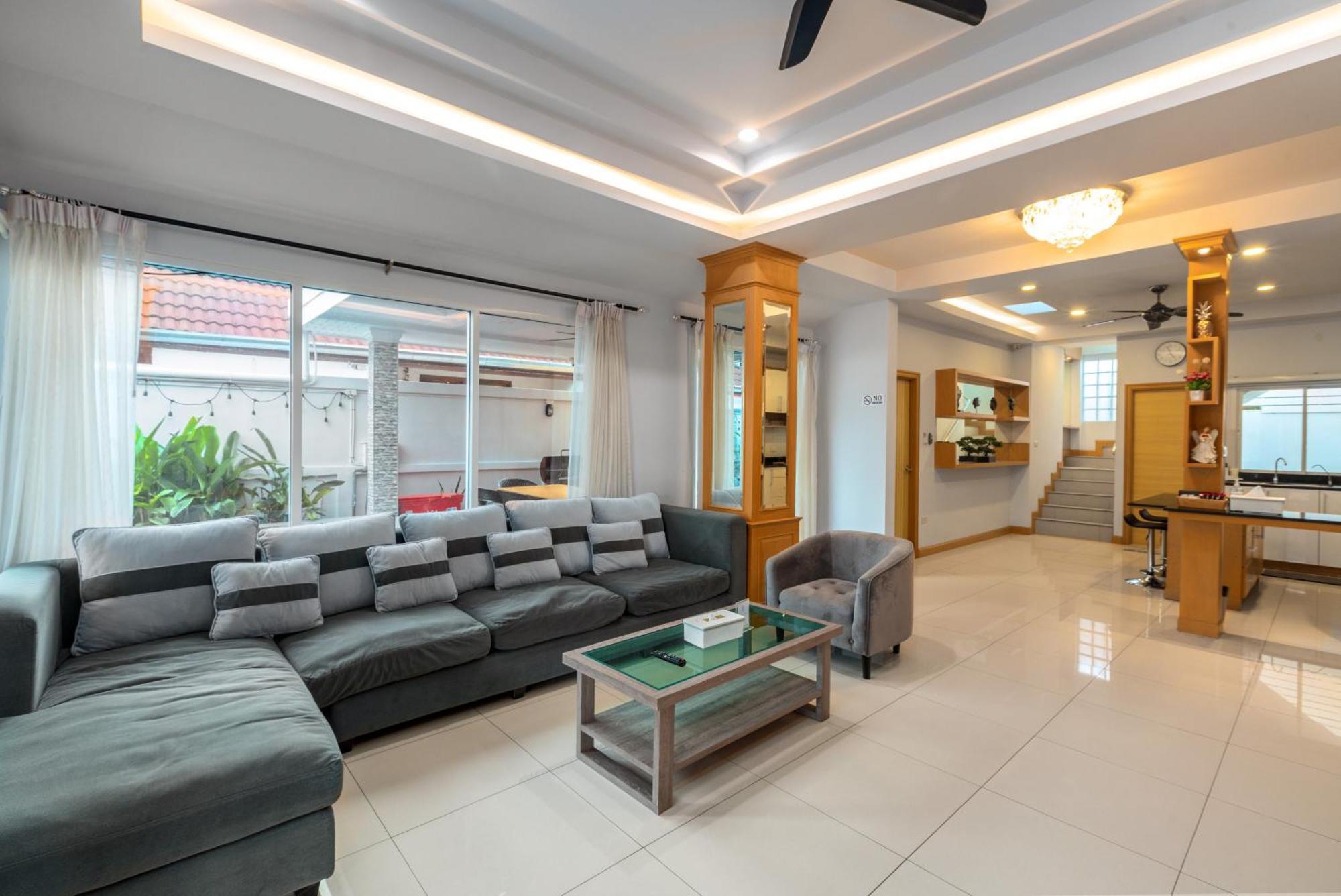 Pattaya Private Villa - Pool,Sauna,Snooker,Bbq Экстерьер фото